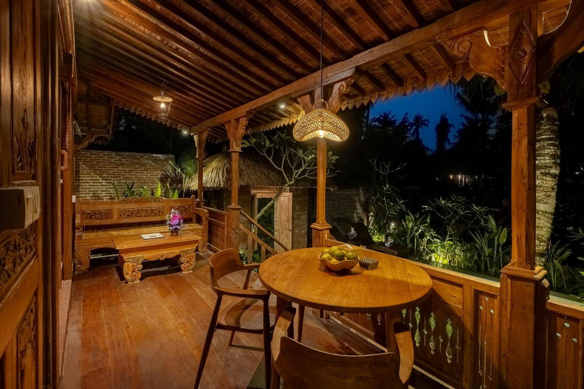Bubu Mesari Ubud Villa Exterior photo